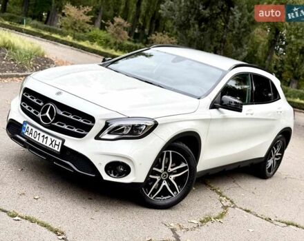 Білий Мерседес ГЛА-Клас, об'ємом двигуна 2 л та пробігом 47 тис. км за 27950 $, фото 9 на Automoto.ua