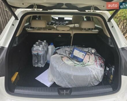 Белый Мерседес ГЛА-Класс, объемом двигателя 1.99 л и пробегом 80 тыс. км за 23000 $, фото 19 на Automoto.ua