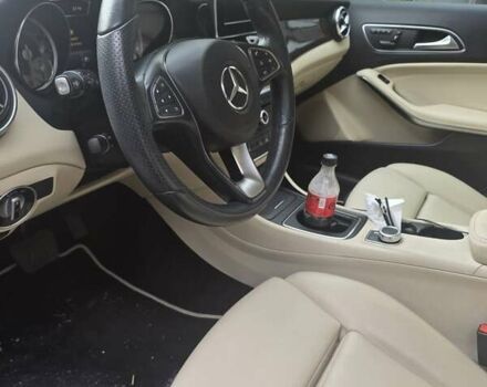 Белый Мерседес ГЛА-Класс, объемом двигателя 1.99 л и пробегом 80 тыс. км за 23000 $, фото 26 на Automoto.ua