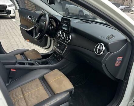 Белый Мерседес ГЛА-Класс, объемом двигателя 2.14 л и пробегом 99 тыс. км за 23900 $, фото 25 на Automoto.ua