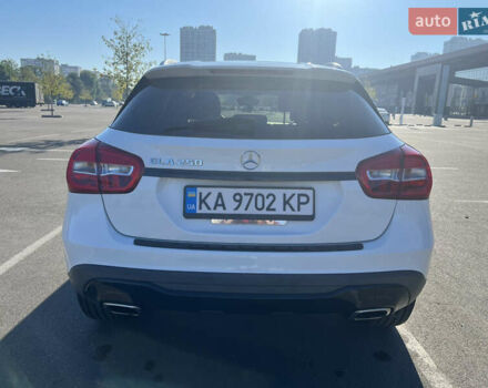 Белый Мерседес ГЛА-Класс, объемом двигателя 1.99 л и пробегом 89 тыс. км за 22500 $, фото 1 на Automoto.ua