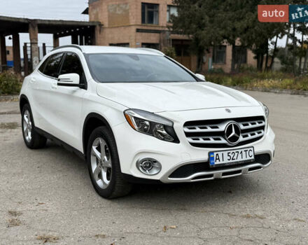 Белый Мерседес ГЛА-Класс, объемом двигателя 1.99 л и пробегом 104 тыс. км за 18900 $, фото 11 на Automoto.ua