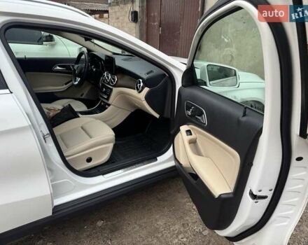 Білий Мерседес ГЛА-Клас, об'ємом двигуна 2 л та пробігом 143 тис. км за 21900 $, фото 2 на Automoto.ua