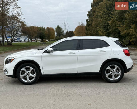 Белый Мерседес ГЛА-Класс, объемом двигателя 1.99 л и пробегом 104 тыс. км за 18900 $, фото 4 на Automoto.ua