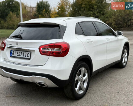 Белый Мерседес ГЛА-Класс, объемом двигателя 1.99 л и пробегом 104 тыс. км за 18900 $, фото 8 на Automoto.ua