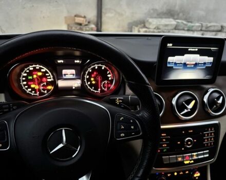 Белый Мерседес ГЛА-Класс, объемом двигателя 2 л и пробегом 143 тыс. км за 21900 $, фото 6 на Automoto.ua