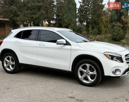 Белый Мерседес ГЛА-Класс, объемом двигателя 1.99 л и пробегом 104 тыс. км за 18900 $, фото 10 на Automoto.ua