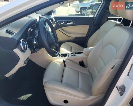 Білий Мерседес ГЛА-Клас, об'ємом двигуна 0 л та пробігом 107 тис. км за 4500 $, фото 6 на Automoto.ua