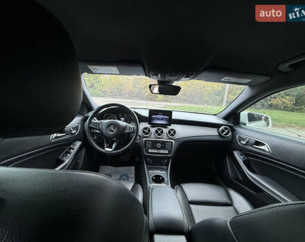 Белый Мерседес ГЛА-Класс, объемом двигателя 1.99 л и пробегом 104 тыс. км за 18900 $, фото 18 на Automoto.ua