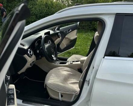 Білий Мерседес ГЛА-Клас, об'ємом двигуна 1.99 л та пробігом 60 тис. км за 26500 $, фото 1 на Automoto.ua