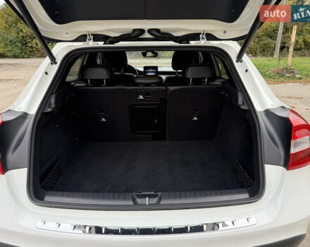 Белый Мерседес ГЛА-Класс, объемом двигателя 1.99 л и пробегом 104 тыс. км за 18900 $, фото 22 на Automoto.ua