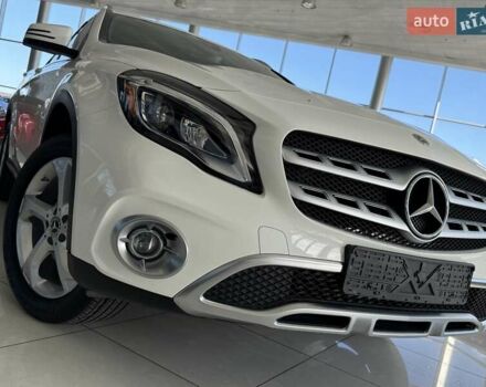 Мерседес ГЛА-Класс 2019 в Одессе на Automoto.ua Белый Мерседес ГЛА-Класс, объемом двигателя 1.99 л и пробегом 13 тыс. км за 25900 $, фото 27 на Automoto.ua