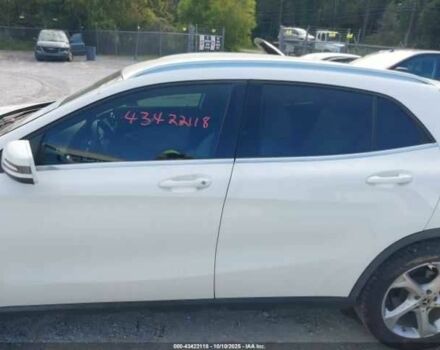 Білий Мерседес ГЛА-Клас, об'ємом двигуна 2 л та пробігом 106 тис. км за 6000 $, фото 13 на Automoto.ua