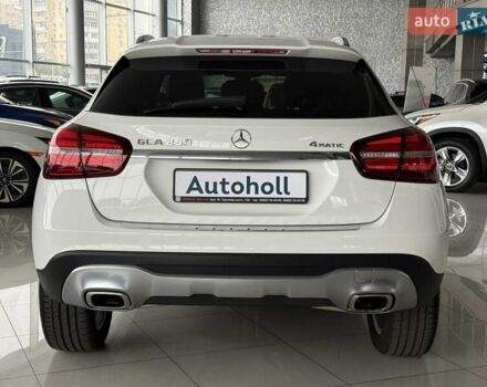 Мерседес ГЛА-Класс 2019 в Одессе на Automoto.ua Белый Мерседес ГЛА-Класс, объемом двигателя 2 л и пробегом 58 тыс. км за 24800 $, фото 6 на Automoto.ua