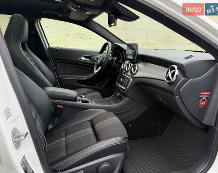 Белый Мерседес ГЛА-Класс, объемом двигателя 2.14 л и пробегом 49 тыс. км за 28900 $, фото 20 на Automoto.ua