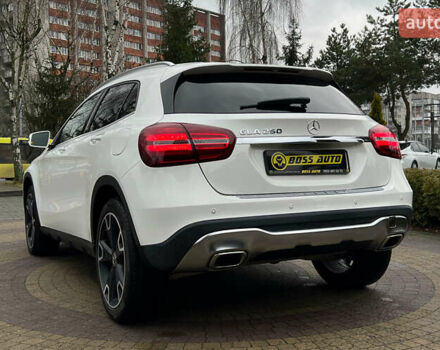 Белый Мерседес ГЛА-Класс, объемом двигателя 1.99 л и пробегом 100 тыс. км за 22500 $, фото 4 на Automoto.ua