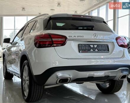 Мерседес ГЛА-Класс 2019 в Одессе на Automoto.ua Белый Мерседес ГЛА-Класс, объемом двигателя 1.99 л и пробегом 50 тыс. км за 23500 $, фото 7 на Automoto.ua