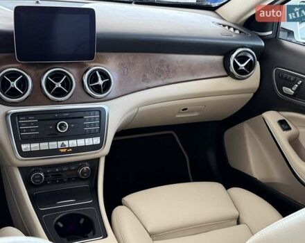 Мерседес ГЛА-Класс 2019 в Одессе на Automoto.ua Белый Мерседес ГЛА-Класс, объемом двигателя 1.99 л и пробегом 50 тыс. км за 23500 $, фото 17 на Automoto.ua