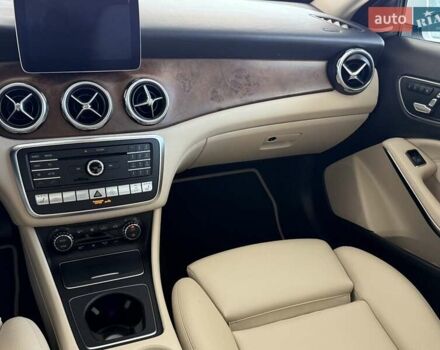 Мерседес ГЛА-Класс 2019 в Одессе на Automoto.ua Белый Мерседес ГЛА-Класс, объемом двигателя 1.99 л и пробегом 50 тыс. км за 23500 $, фото 14 на Automoto.ua