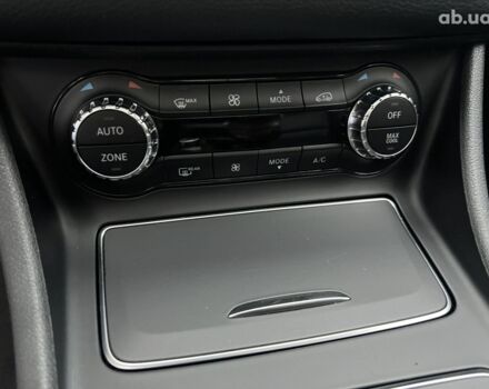 Белый Мерседес ГЛА-Класс, объемом двигателя 2 л и пробегом 21 тыс. км за 25500 $, фото 35 на Automoto.ua