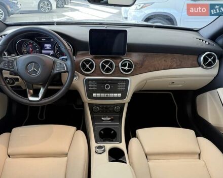 Мерседес ГЛА-Класс 2019 в Одессе на Automoto.ua Белый Мерседес ГЛА-Класс, объемом двигателя 1.99 л и пробегом 13 тыс. км за 25900 $, фото 14 на Automoto.ua