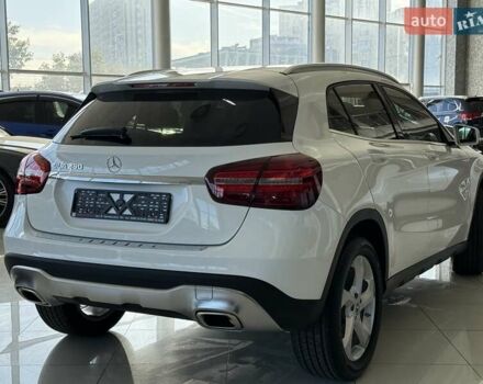 Мерседес ГЛА-Класс 2019 в Одессе на Automoto.ua Белый Мерседес ГЛА-Класс, объемом двигателя 1.99 л и пробегом 13 тыс. км за 25900 $, фото 3 на Automoto.ua
