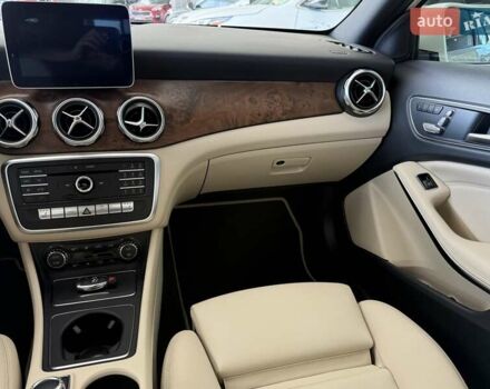 Мерседес ГЛА-Класс 2019 в Одессе на Automoto.ua Белый Мерседес ГЛА-Класс, объемом двигателя 1.99 л и пробегом 13 тыс. км за 25900 $, фото 15 на Automoto.ua