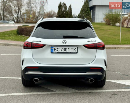 Белый Мерседес ГЛА-Класс, объемом двигателя 1.99 л и пробегом 25 тыс. км за 38700 $, фото 16 на Automoto.ua