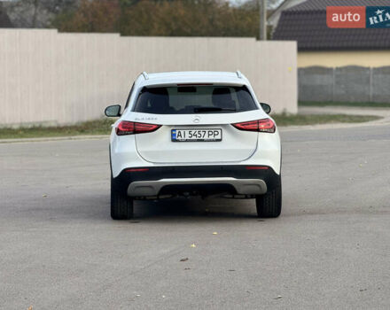 Белый Мерседес ГЛА-Класс, объемом двигателя 1.95 л и пробегом 167 тыс. км за 29500 $, фото 8 на Automoto.ua