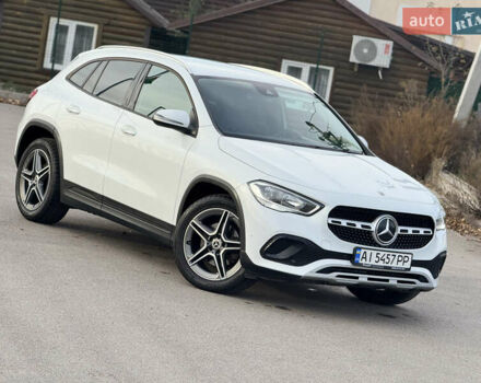Белый Мерседес ГЛА-Класс, объемом двигателя 1.95 л и пробегом 167 тыс. км за 29500 $, фото 3 на Automoto.ua