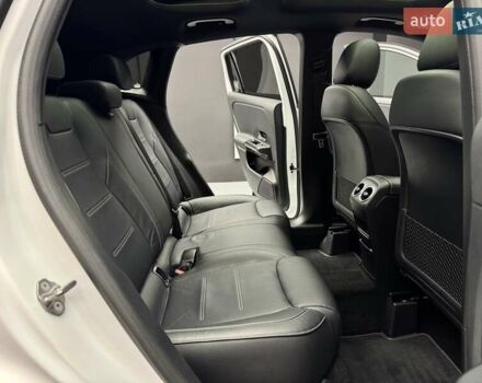 Белый Мерседес ГЛА-Класс, объемом двигателя 2 л и пробегом 25 тыс. км за 37900 $, фото 45 на Automoto.ua