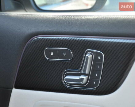 Білий Мерседес ГЛА-Клас, об'ємом двигуна 1.99 л та пробігом 8 тис. км за 46000 $, фото 35 на Automoto.ua