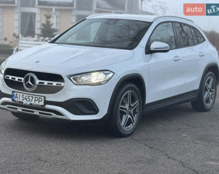 Белый Мерседес ГЛА-Класс, объемом двигателя 1.95 л и пробегом 160 тыс. км за 32555 $, фото 2 на Automoto.ua