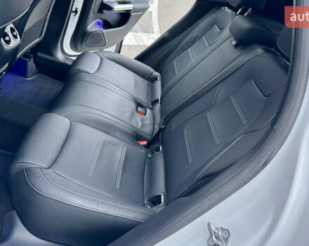 Белый Мерседес ГЛА-Класс, объемом двигателя 1.99 л и пробегом 25 тыс. км за 38700 $, фото 28 на Automoto.ua