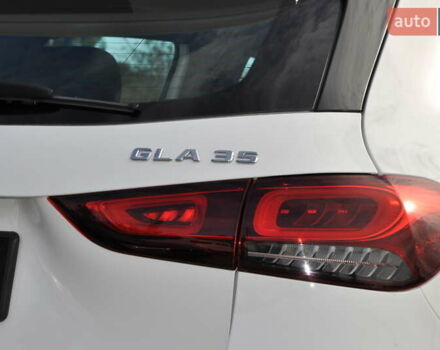 Білий Мерседес ГЛА-Клас, об'ємом двигуна 1.99 л та пробігом 8 тис. км за 46000 $, фото 15 на Automoto.ua