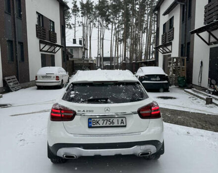 Білий Мерседес ГЛА-Клас, об'ємом двигуна 1.99 л та пробігом 106 тис. км за 22900 $, фото 5 на Automoto.ua