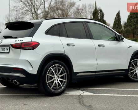 Белый Мерседес ГЛА-Класс, объемом двигателя 1.99 л и пробегом 25 тыс. км за 38700 $, фото 13 на Automoto.ua