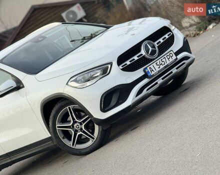 Белый Мерседес ГЛА-Класс, объемом двигателя 1.95 л и пробегом 167 тыс. км за 29500 $, фото 4 на Automoto.ua