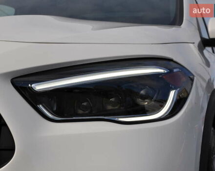 Білий Мерседес ГЛА-Клас, об'ємом двигуна 1.99 л та пробігом 8 тис. км за 46000 $, фото 9 на Automoto.ua