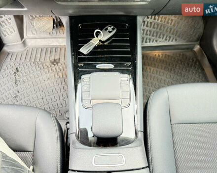 Белый Мерседес ГЛА-Класс, объемом двигателя 1.95 л и пробегом 167 тыс. км за 29500 $, фото 31 на Automoto.ua