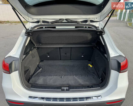 Белый Мерседес ГЛА-Класс, объемом двигателя 1.95 л и пробегом 167 тыс. км за 29500 $, фото 40 на Automoto.ua