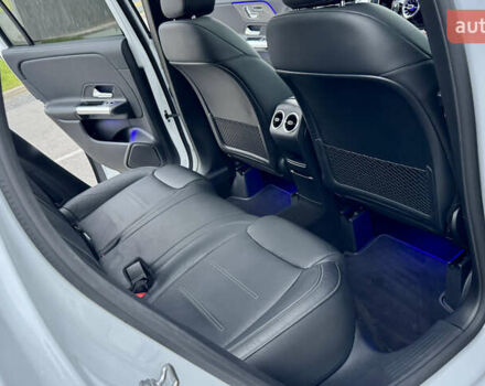 Белый Мерседес ГЛА-Класс, объемом двигателя 1.99 л и пробегом 25 тыс. км за 38700 $, фото 30 на Automoto.ua