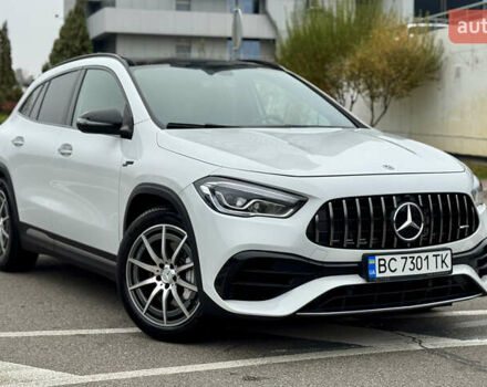 Белый Мерседес ГЛА-Класс, объемом двигателя 1.99 л и пробегом 25 тыс. км за 38700 $, фото 1 на Automoto.ua