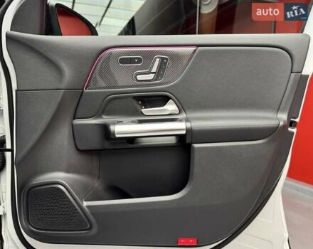 Белый Мерседес ГЛА-Класс, объемом двигателя 2 л и пробегом 25 тыс. км за 37900 $, фото 51 на Automoto.ua