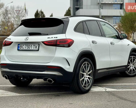 Белый Мерседес ГЛА-Класс, объемом двигателя 1.99 л и пробегом 25 тыс. км за 38700 $, фото 12 на Automoto.ua