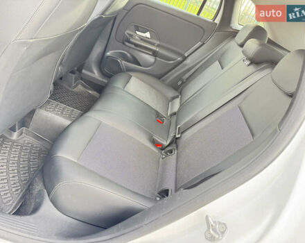 Белый Мерседес ГЛА-Класс, объемом двигателя 1.95 л и пробегом 167 тыс. км за 29500 $, фото 37 на Automoto.ua