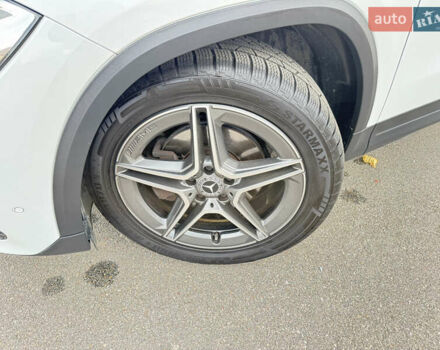 Белый Мерседес ГЛА-Класс, объемом двигателя 1.95 л и пробегом 167 тыс. км за 29500 $, фото 24 на Automoto.ua