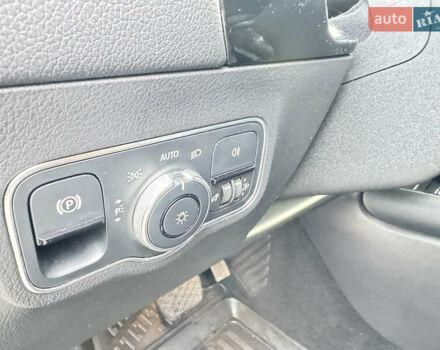 Белый Мерседес ГЛА-Класс, объемом двигателя 1.95 л и пробегом 167 тыс. км за 29500 $, фото 36 на Automoto.ua