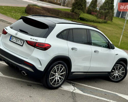 Белый Мерседес ГЛА-Класс, объемом двигателя 1.99 л и пробегом 25 тыс. км за 38700 $, фото 15 на Automoto.ua