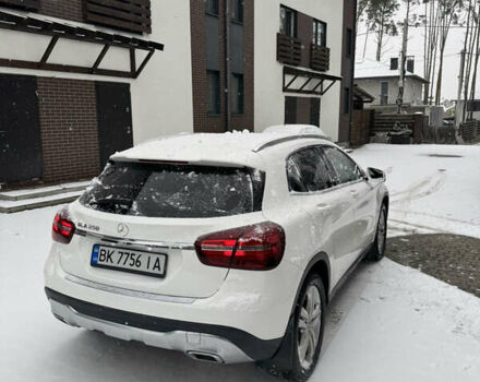 Білий Мерседес ГЛА-Клас, об'ємом двигуна 1.99 л та пробігом 106 тис. км за 22900 $, фото 6 на Automoto.ua